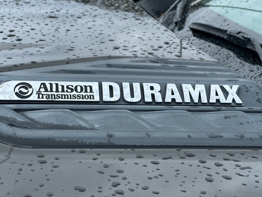 Used 2022 Chevrolet Silverado 3500 LTZ w/ LTZ Convenience Package image 28