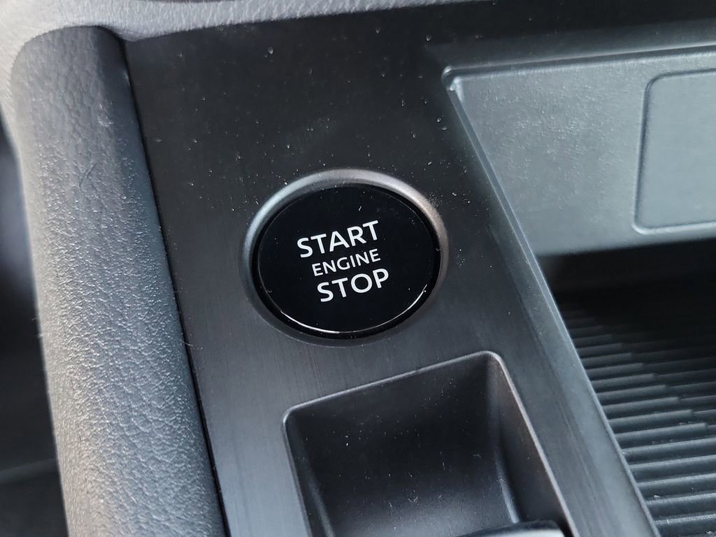 New 2026 Nissan Kicks S image 8