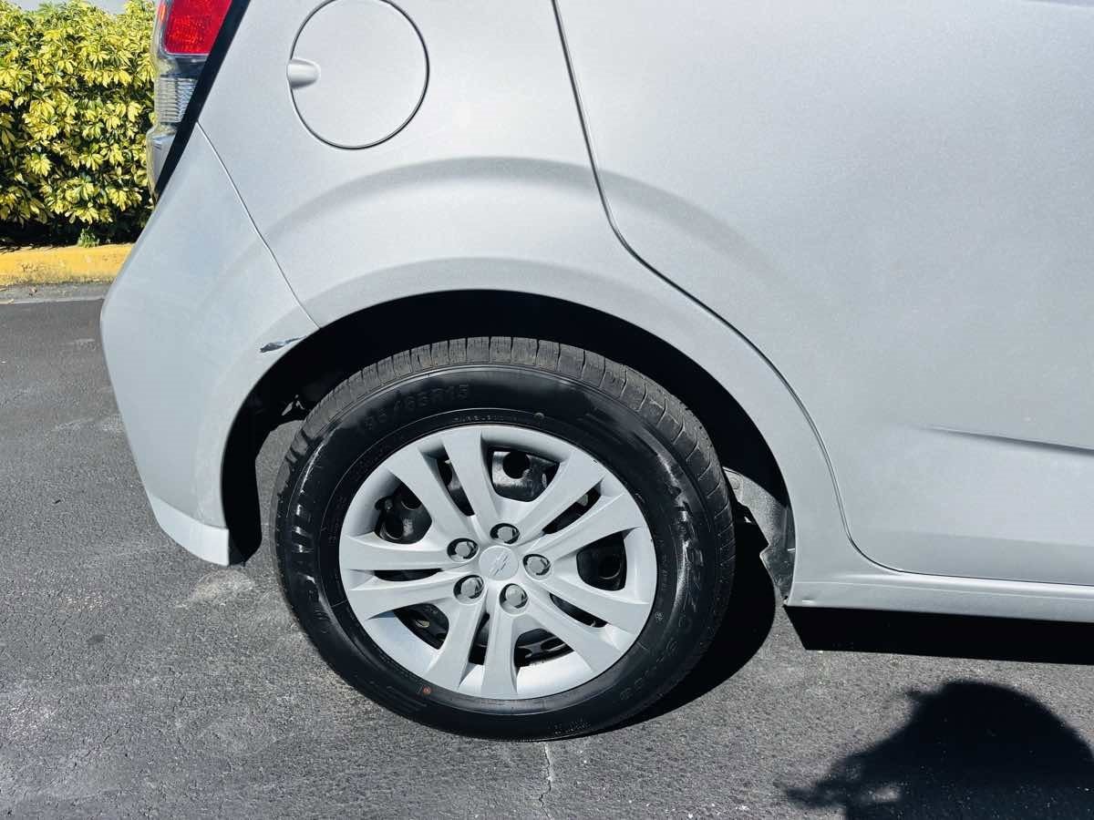 Used 2020 Chevrolet Sonic LT image 11