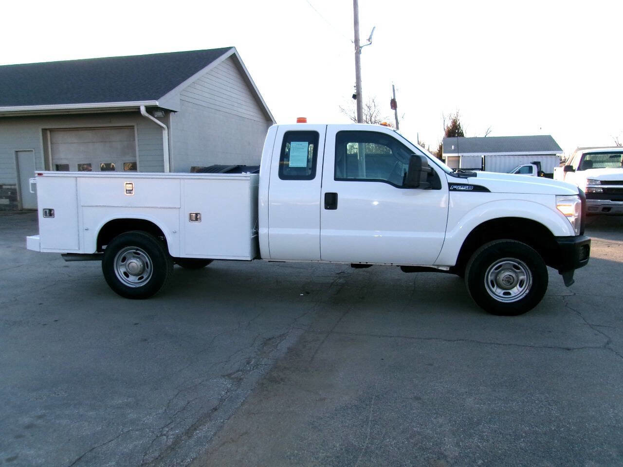 Used 2015 Ford F250 XL image 1