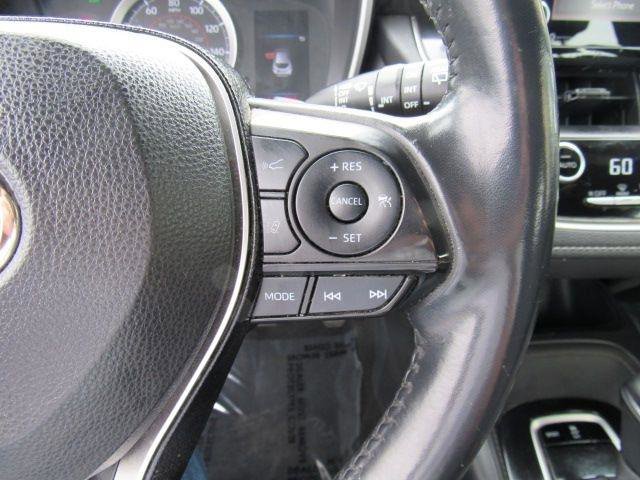 Used 2019 Toyota Corolla SE w/ SE Option Package image 21