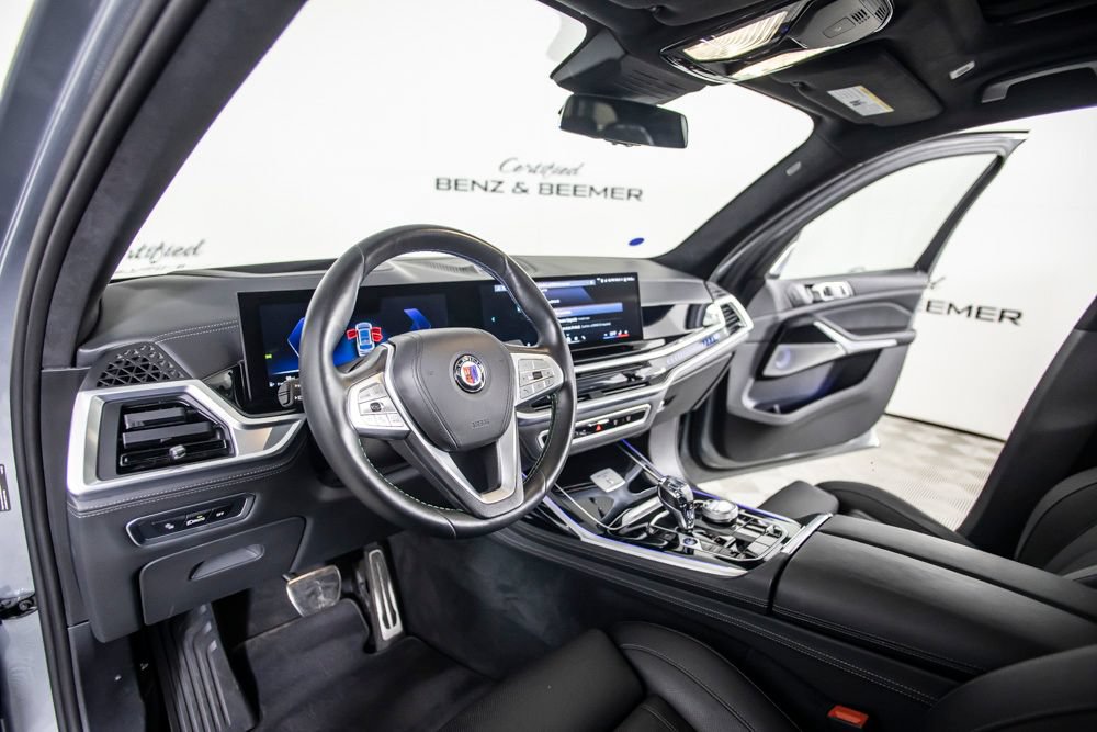 Used 2024 BMW ALPINA XB7 AWD/4WD image 25