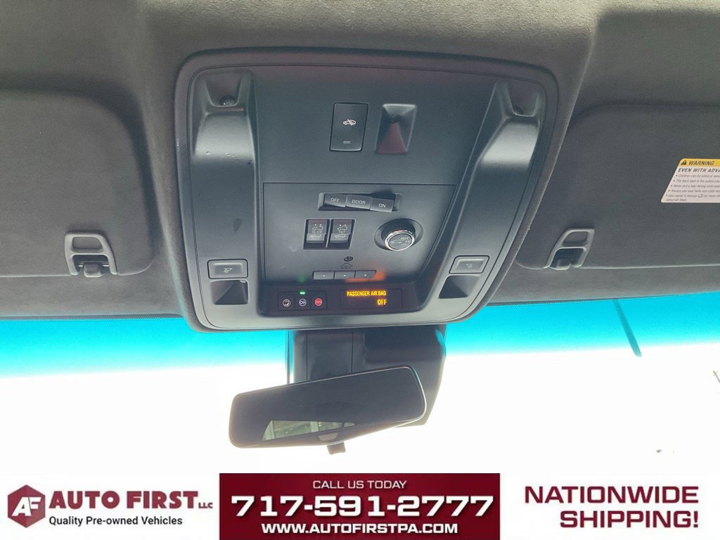Used 2020 Cadillac Escalade ESV Platinum AWD/4WD image 36