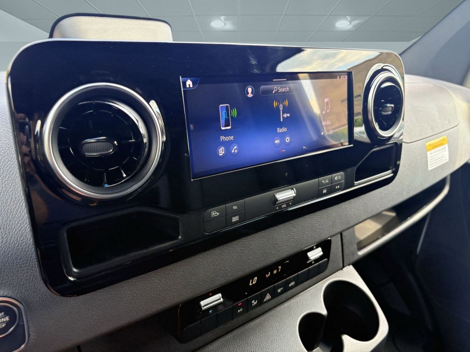 New 2025 Mercedes-Benz Sprinter 2500 image 23