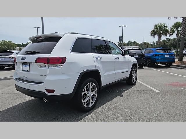 Used 2022 Jeep Grand Cherokee Limited w/ Tech Group AWD/4WD image 26