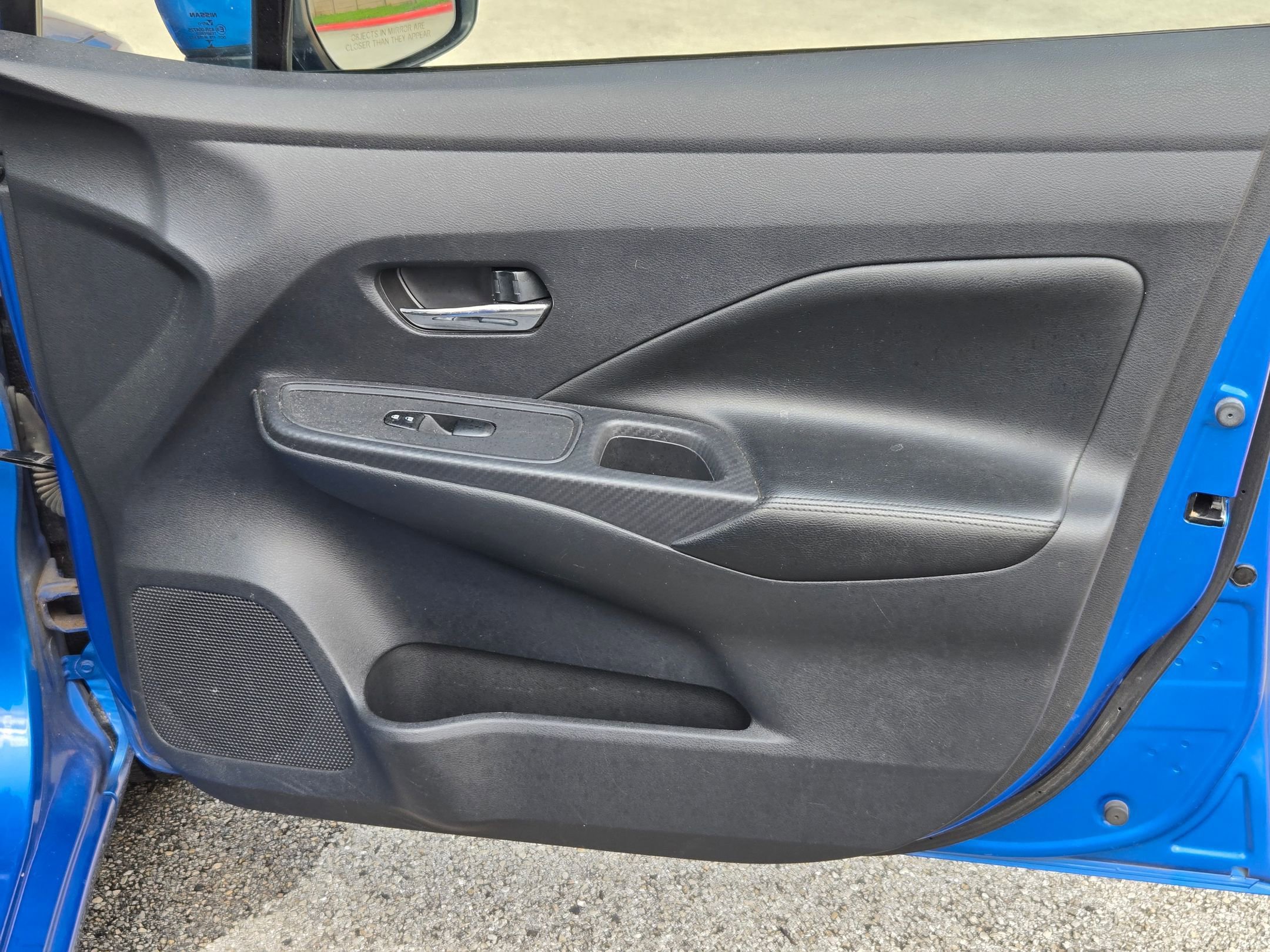 Used 2020 Nissan Versa SV FWD image 28