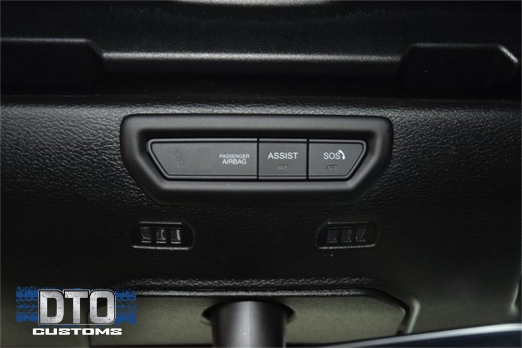 Used 2023 Jeep Gladiator Mojave w/ Trailer Tow Package image 43