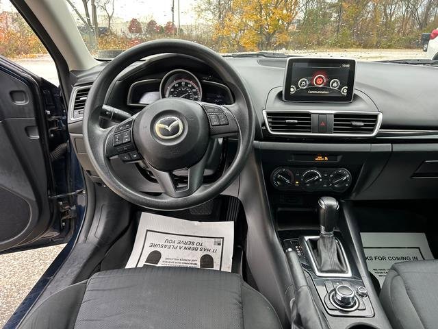 Used 2015 MAZDA MAZDA3 i Sport image 16