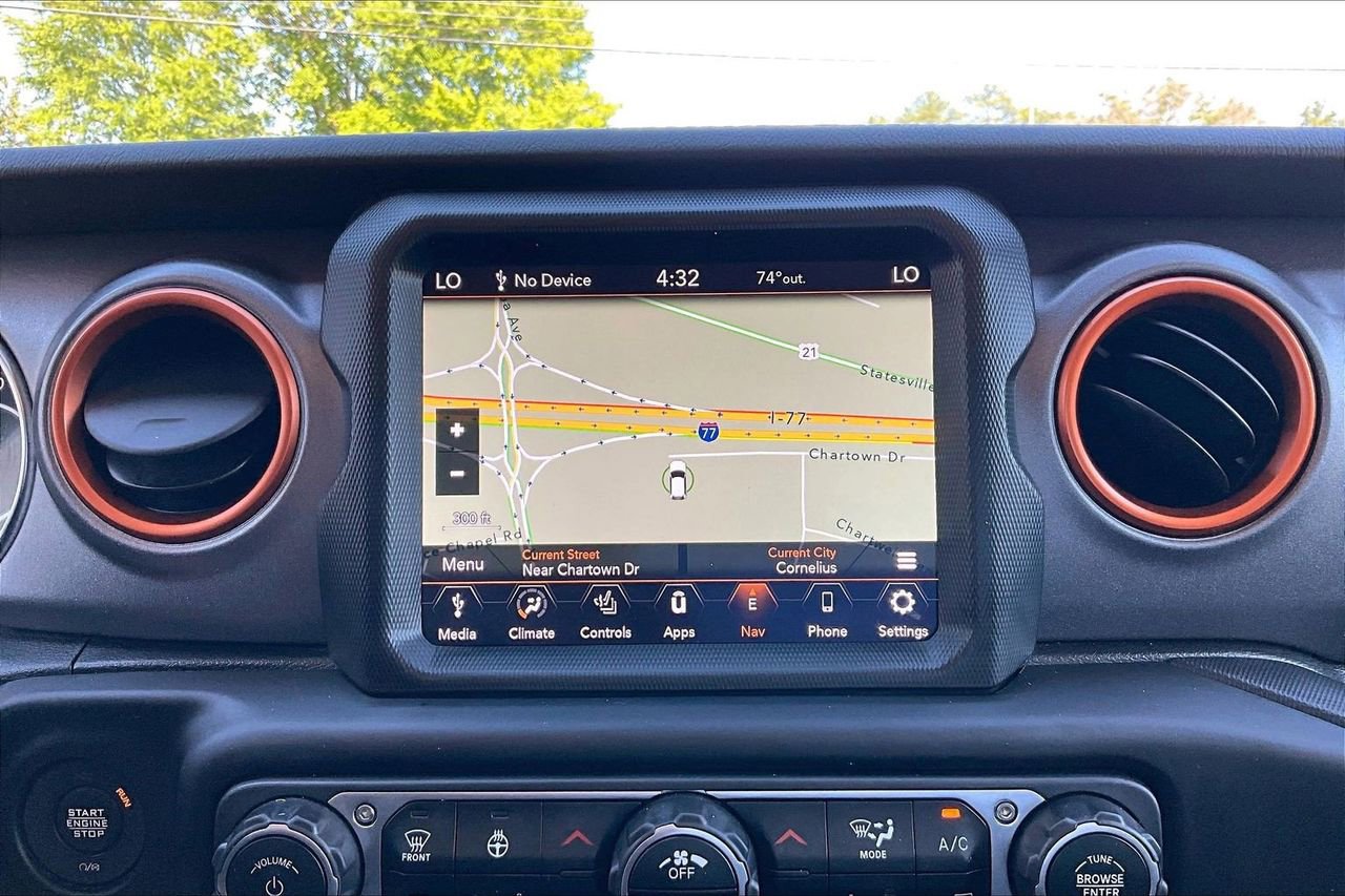 Used 2021 Jeep Gladiator Mojave AWD/4WD image 13
