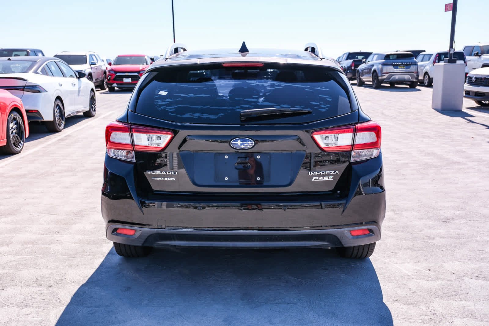 Used 2017 Subaru Impreza 2.0i Limited AWD/4WD image 5