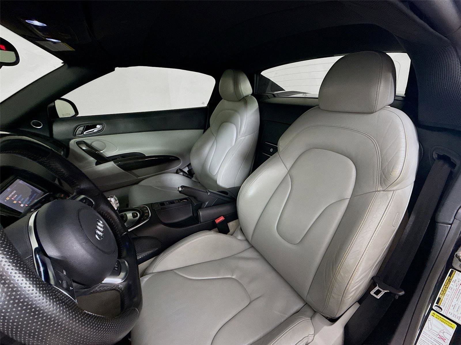 Used 2012 Audi R8 V10 image 2