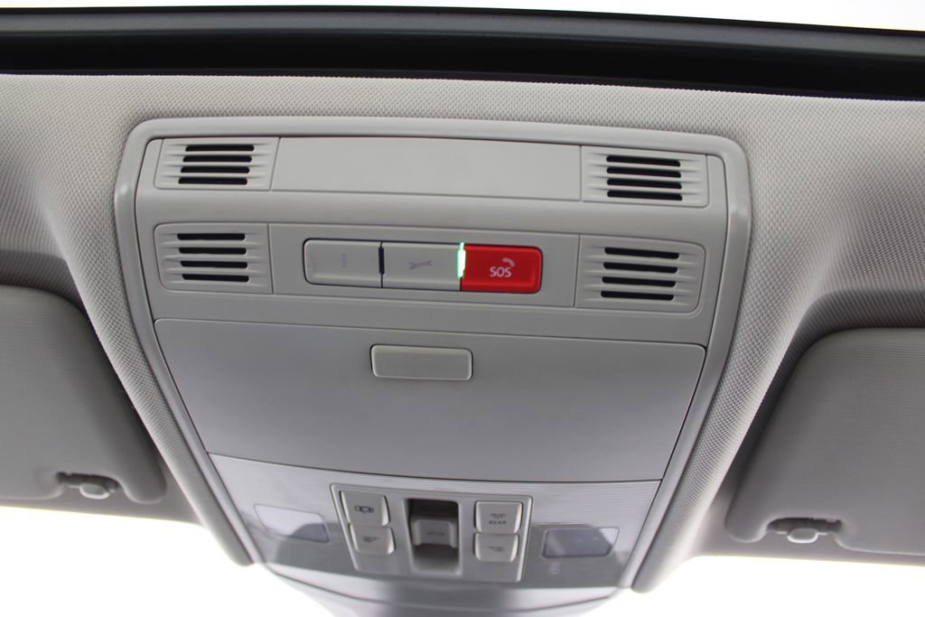 Used 2022 Volkswagen Jetta SEL image 49