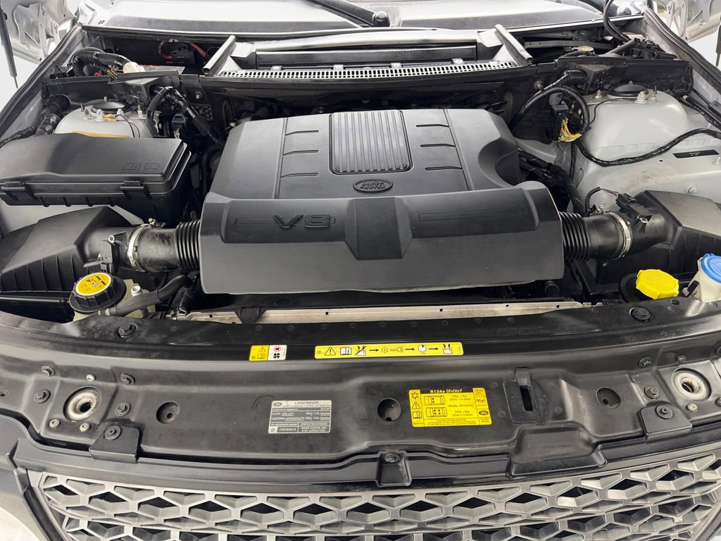 Used 2012 Land Rover Range Rover HSE image 65