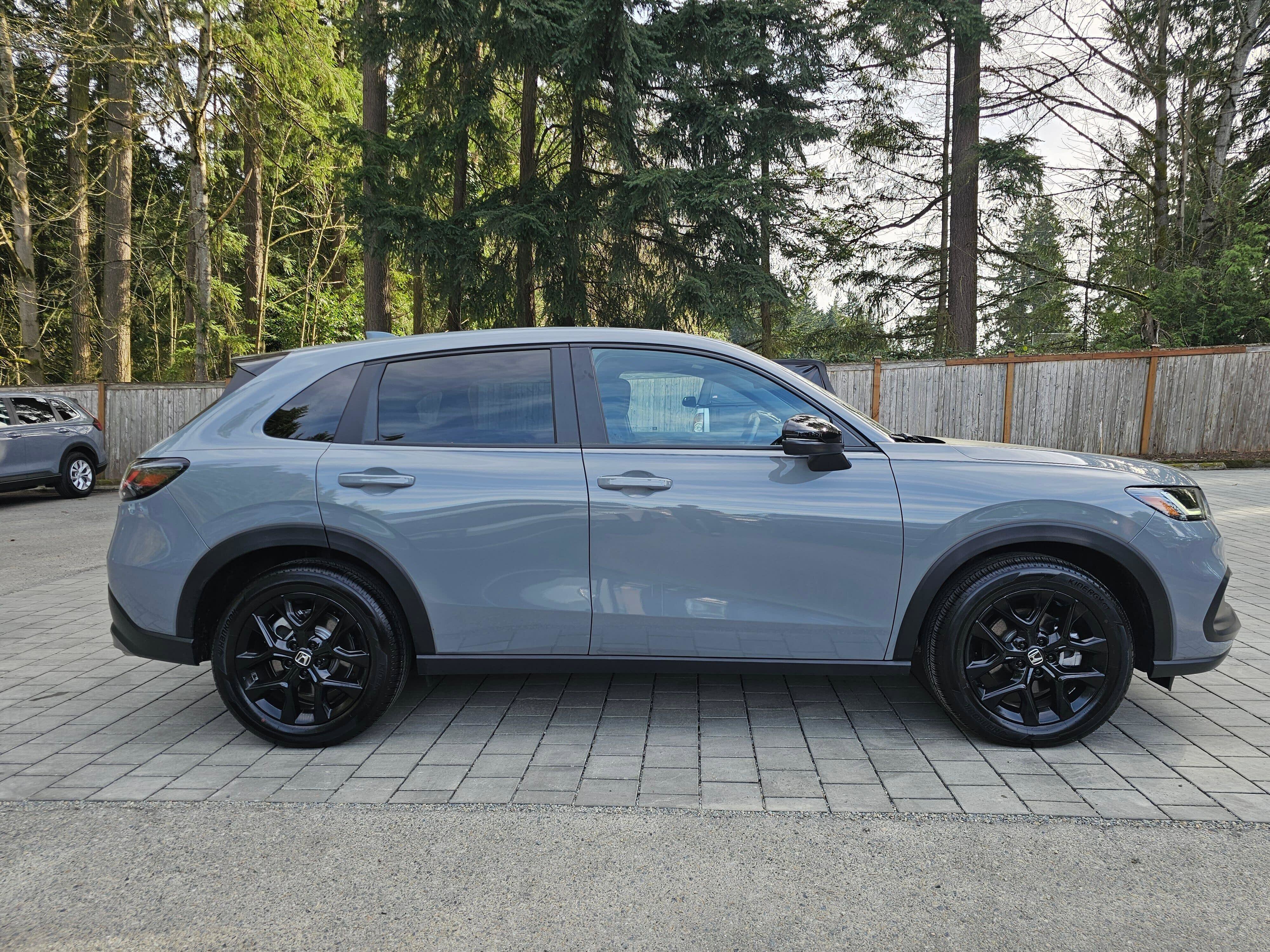 Certified 2025 Honda HR-V Sport image 8