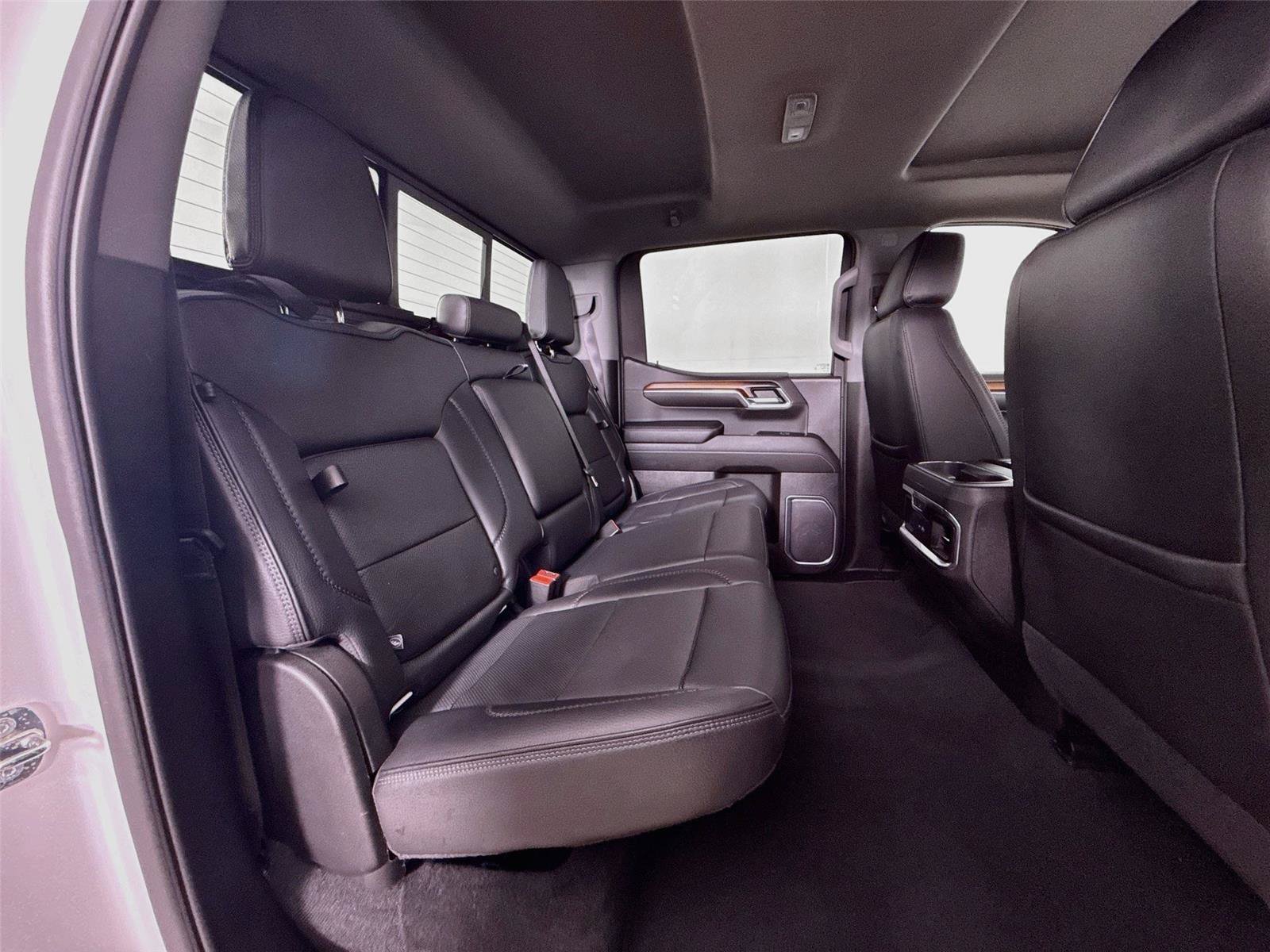 Used 2024 GMC Sierra 1500 Denali w/ Denali Reserve Package AWD/4WD image 30