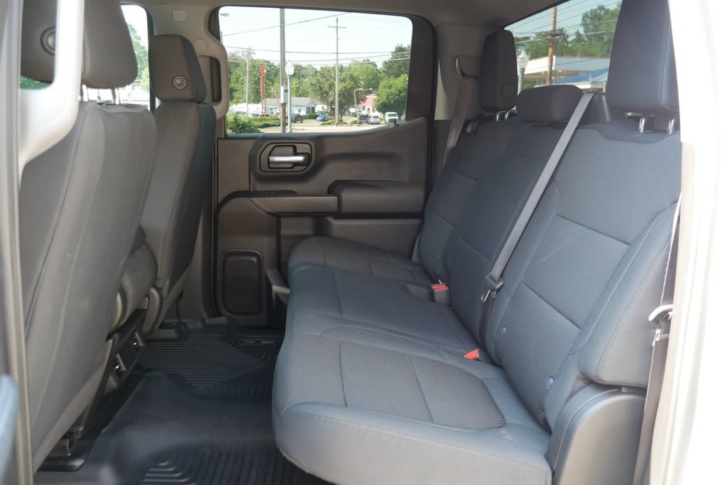 Used 2021 GMC Sierra 1500 4x4 Crew Cab w/ Sierra Value Package image 14