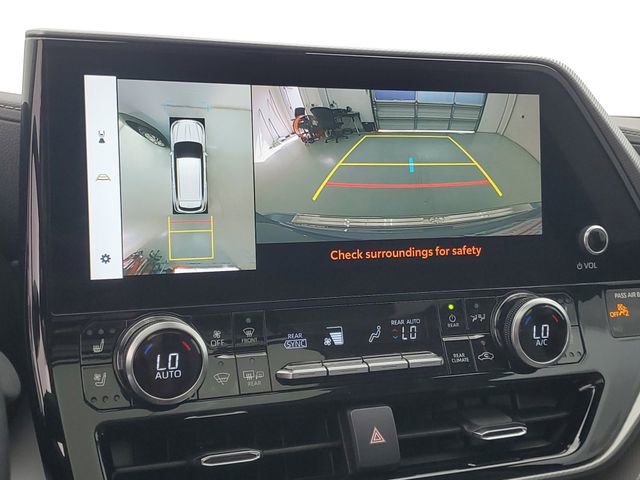 Used 2023 Toyota Highlander Platinum image 29