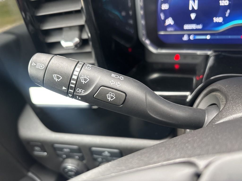 Used 2023 Chevrolet Silverado 1500 LT image 22