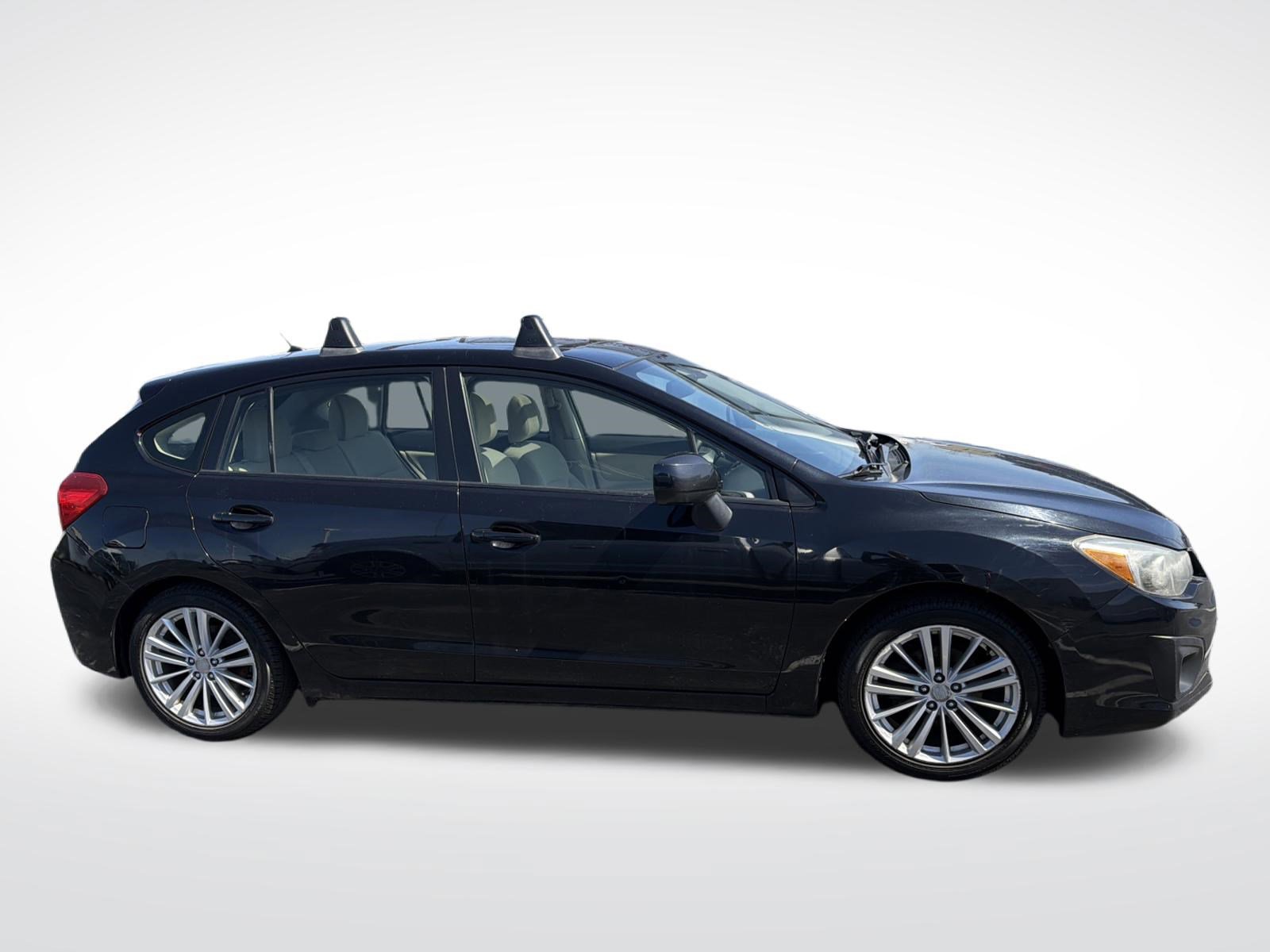 Used 2013 Subaru Impreza 2.0i Premium w/ Alloy Wheel Pkg + Moonroof AWD/4WD image 7