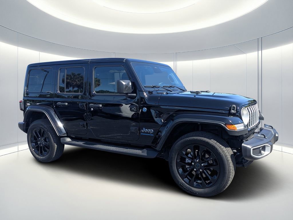 Used 2025 Jeep Wrangler Unlimited Sahara AWD/4WD image 1