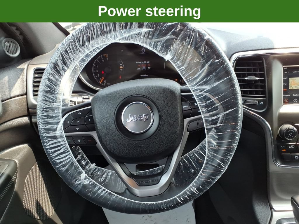 Used 2018 Jeep Grand Cherokee Laredo AWD/4WD image 16