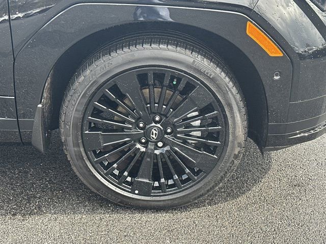 Used 2025 Hyundai Santa Fe Calligraphy image 16