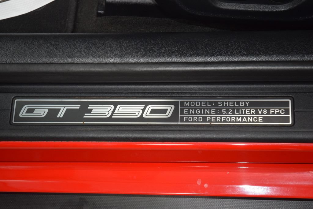 Used 2016 Ford Mustang Shelby GT350 w/ Technology Package RWD image 43