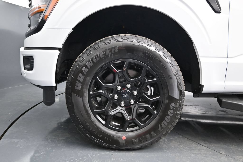 New 2026 Ford F150 XLT w/ Equipment Group 302A MID AWD/4WD image 11