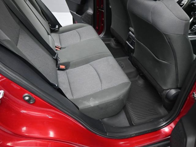 Used 2025 Toyota RAV4 XLE image 16