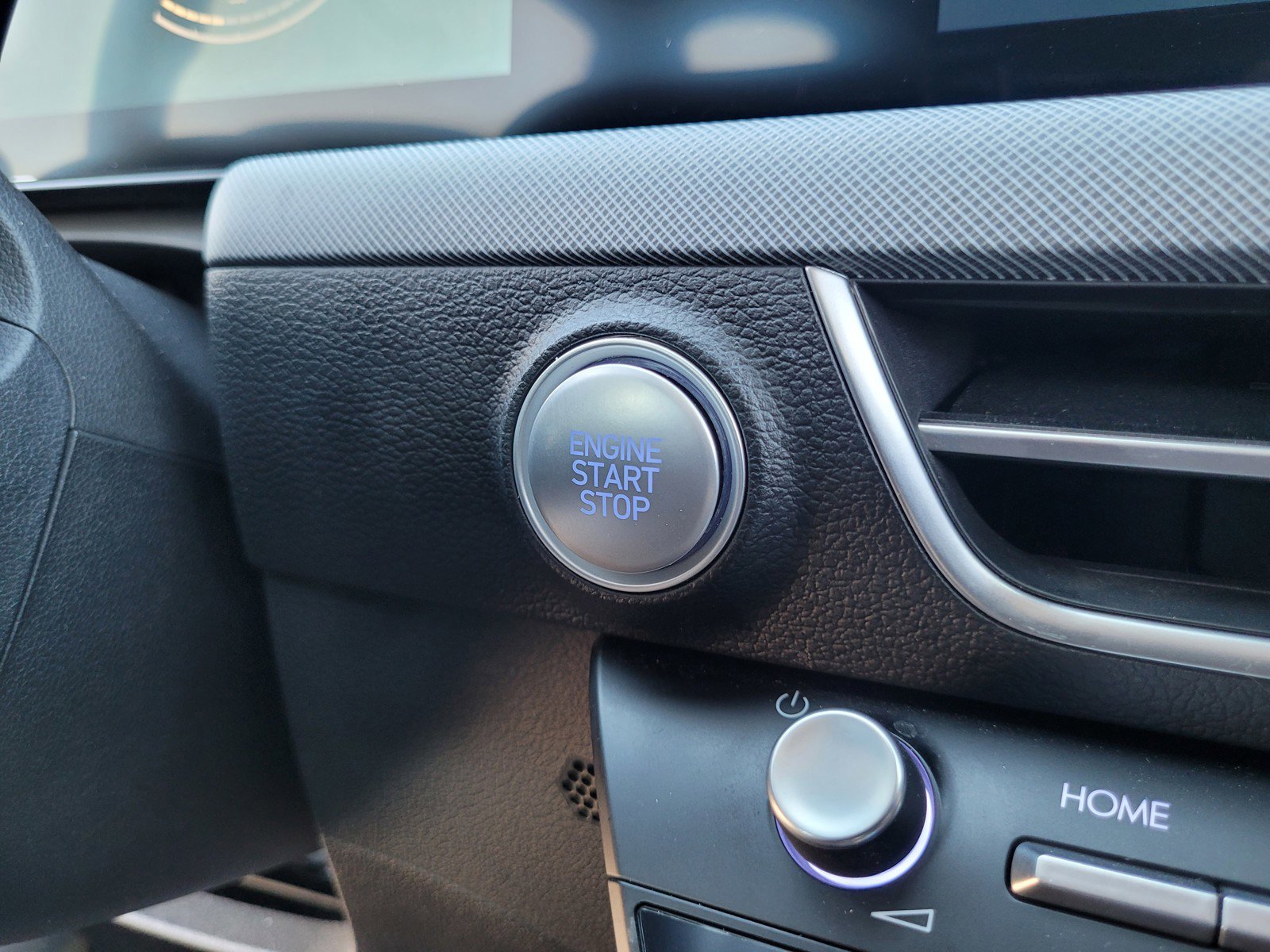 Used 2025 Hyundai Sonata SEL image 19