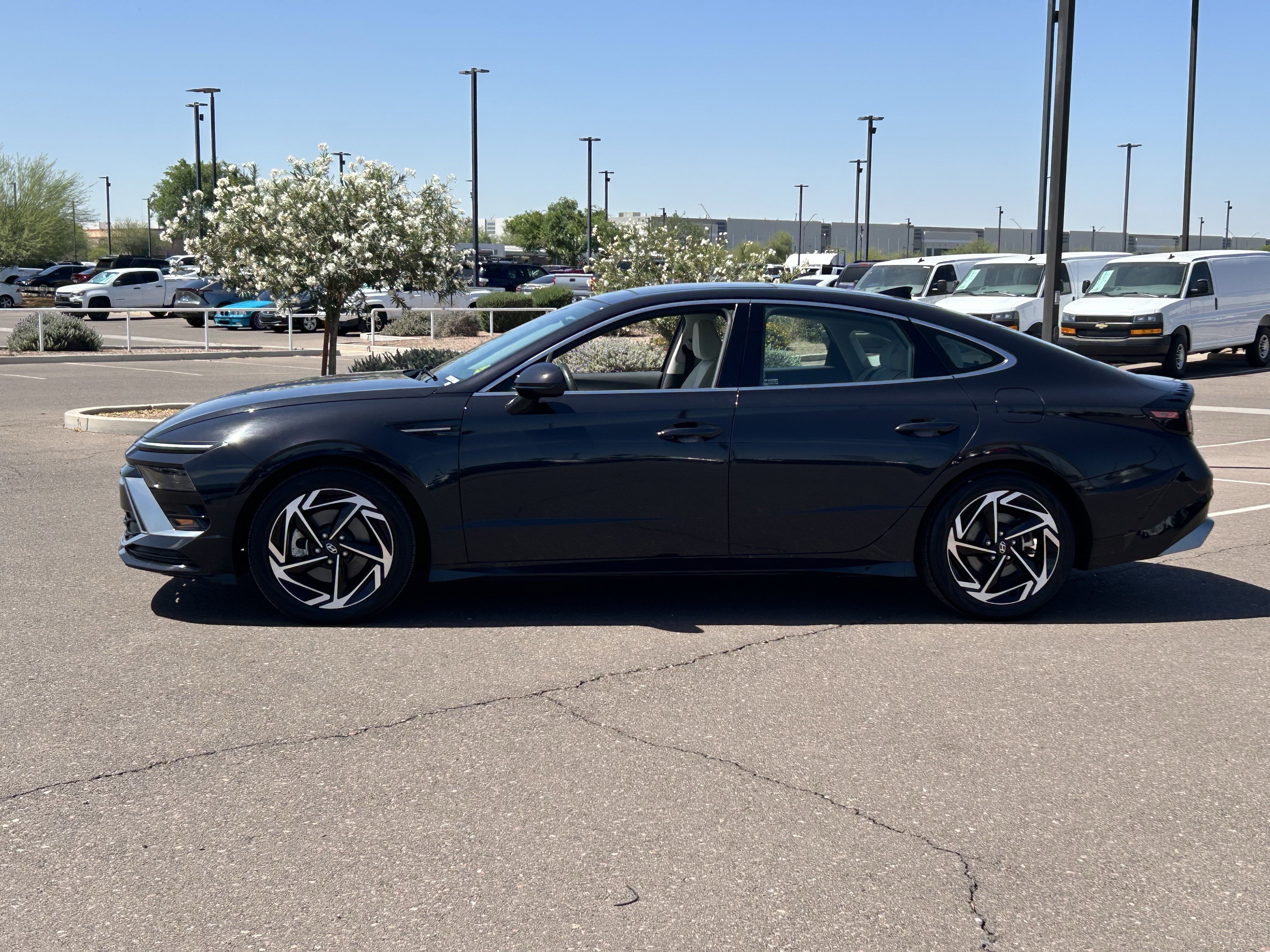 Certified 2024 Hyundai Sonata SEL w/ Convenience Package FWD video 2
