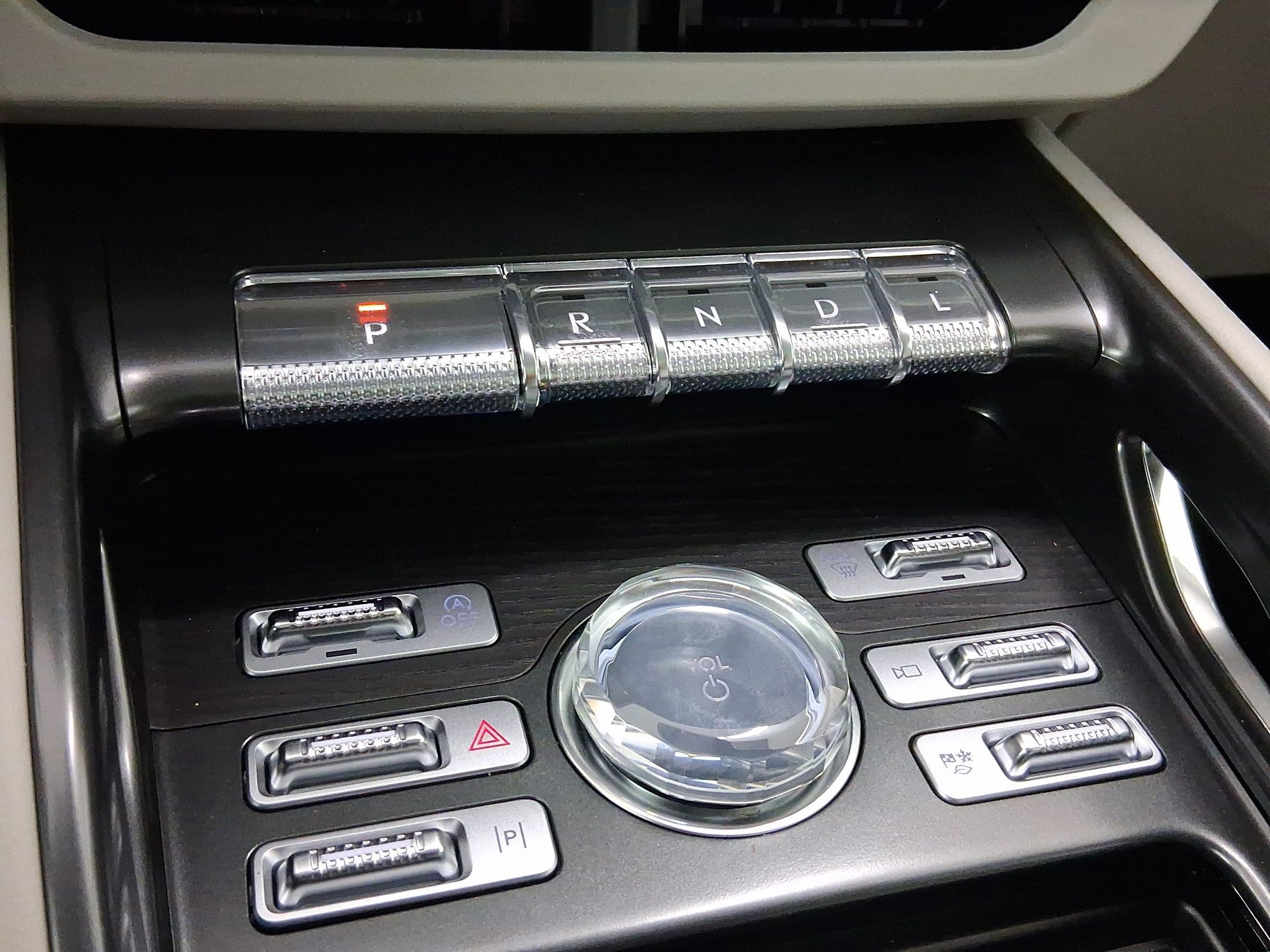 Used 2026 Lincoln Nautilus Reserve image 16