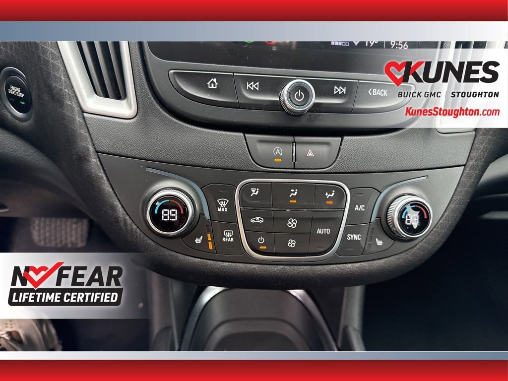 Used 2024 Chevrolet Malibu LT image 28