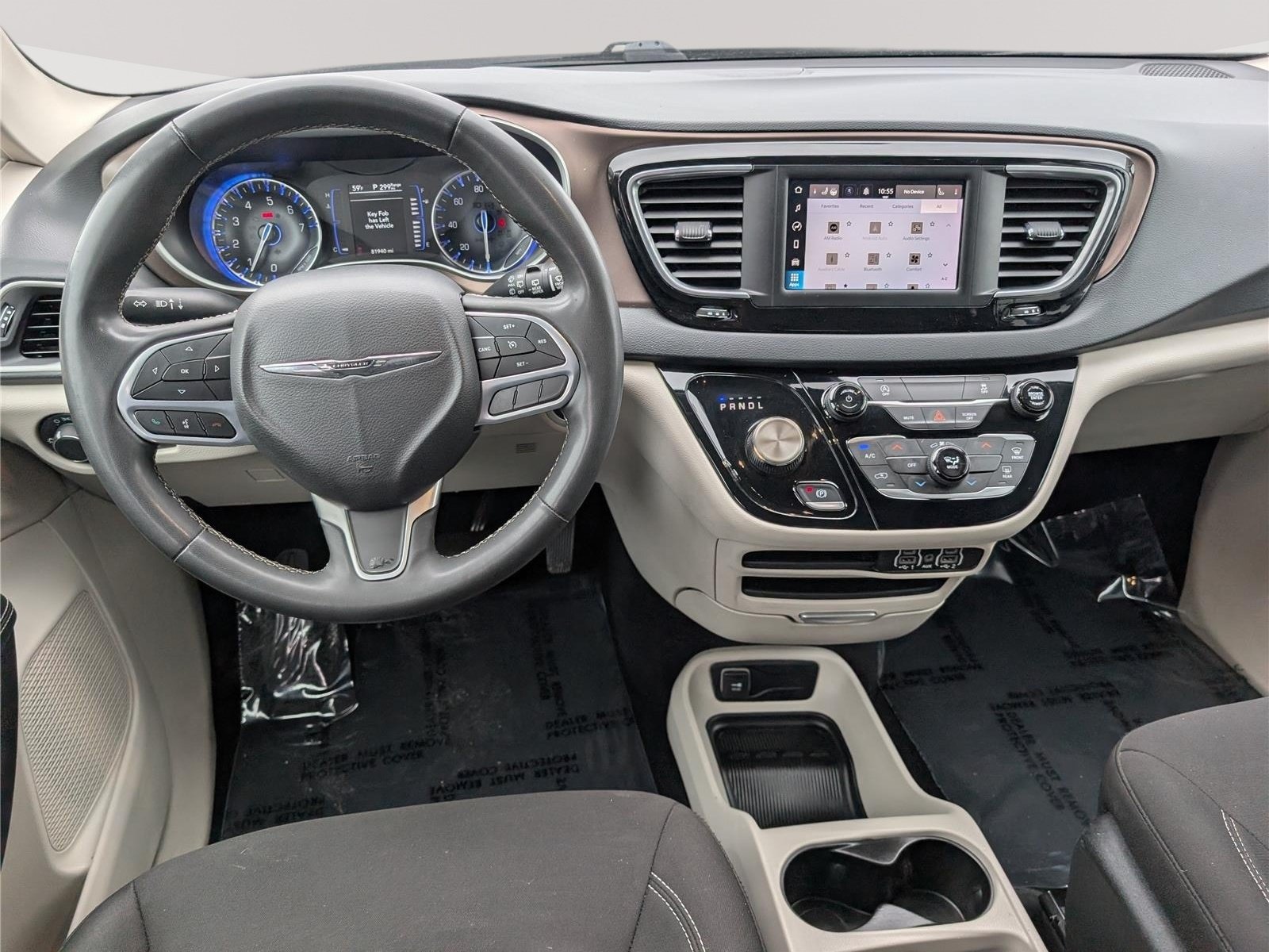Used 2023 Chrysler Voyager LX FWD image 18