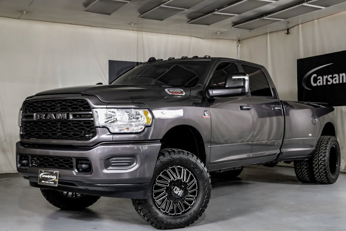 Used 2024 RAM 3500 Tradesman w/ Chrome Appearance Group AWD/4WD image 5