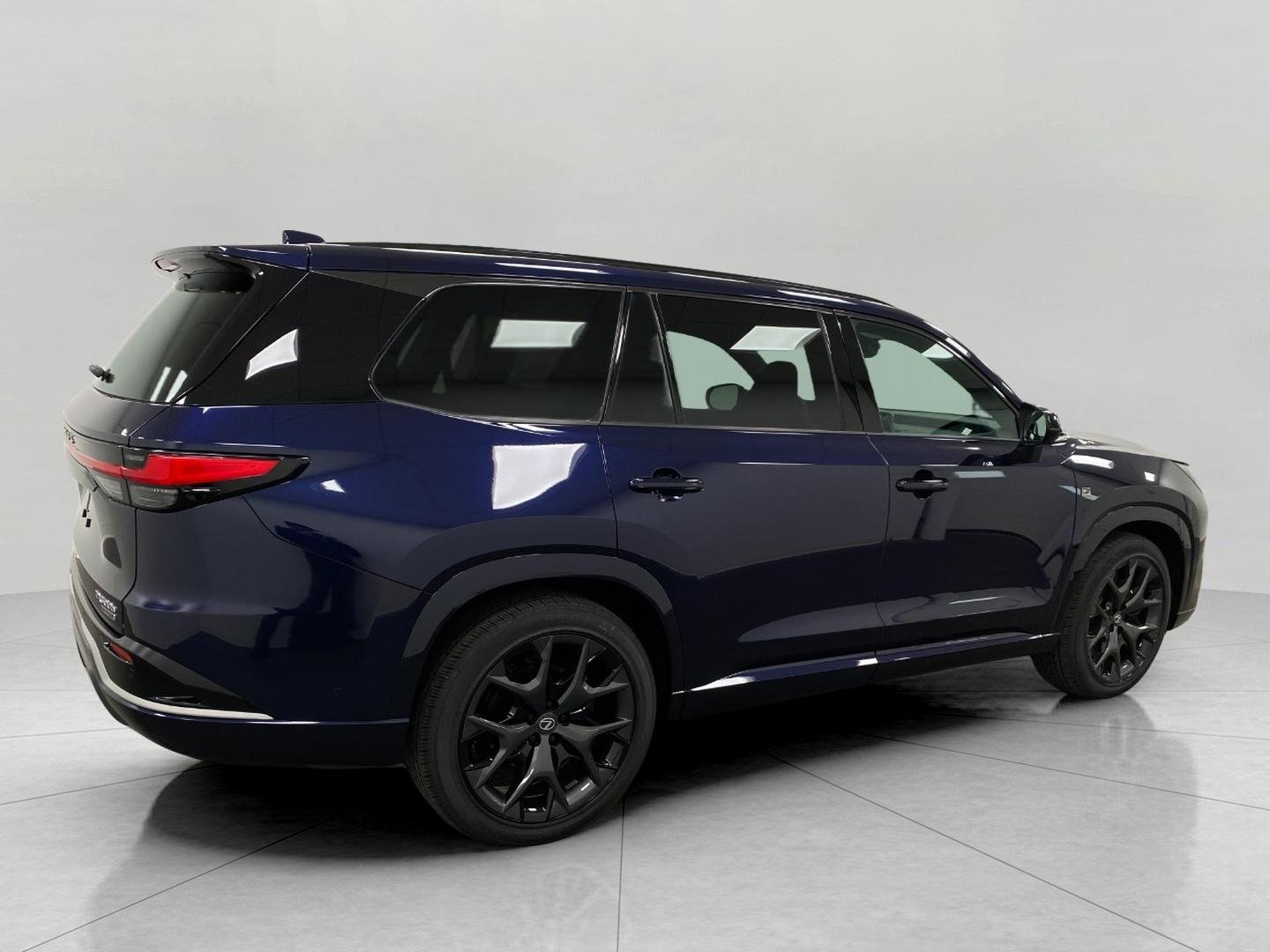 New 2026 Lexus TX 500h AWD image 2