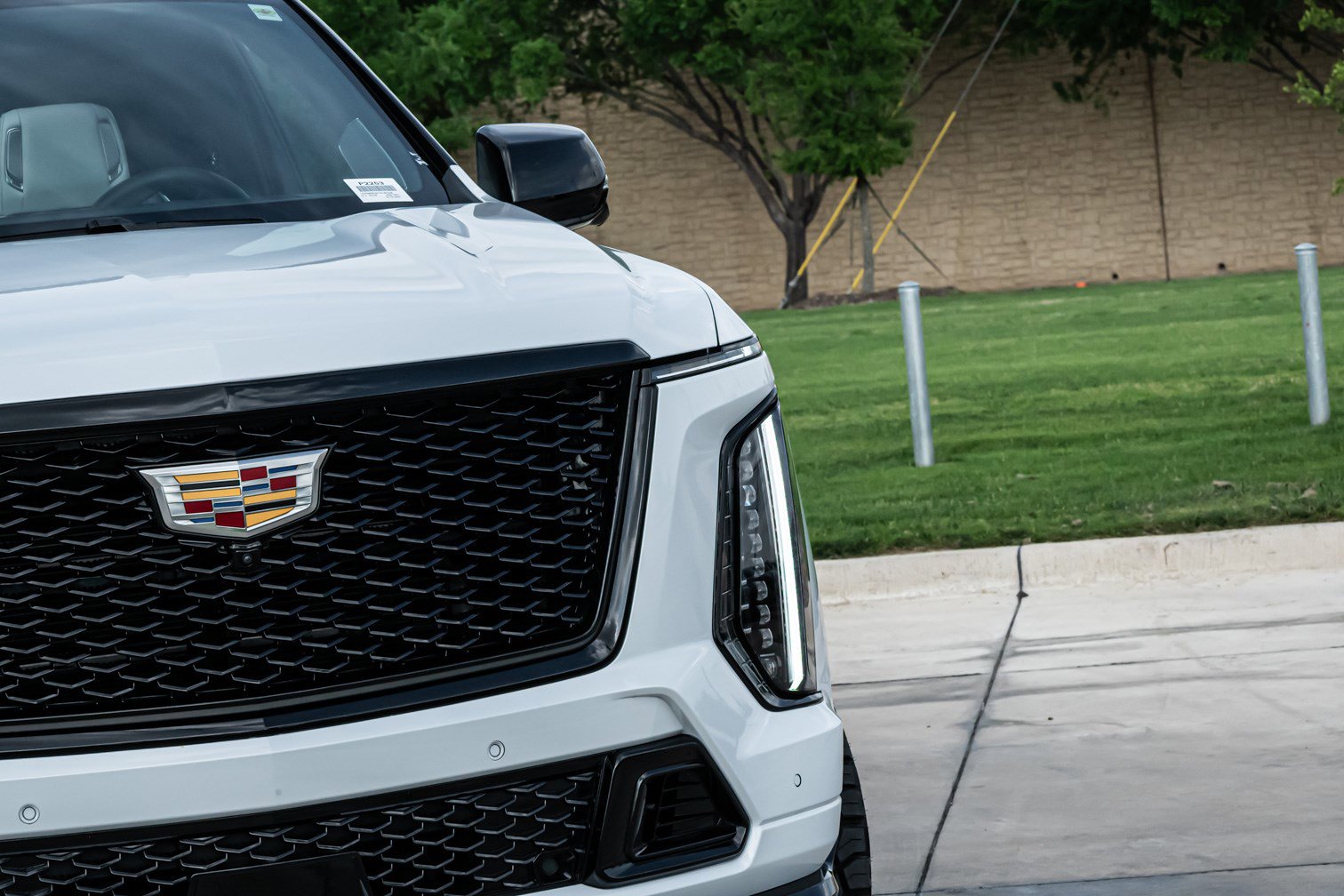 Used 2026 Cadillac Escalade V w/ LPO, ONYX Package AWD/4WD image 10