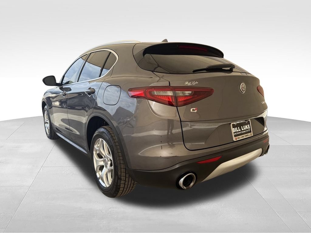 Used 2021 Alfa Romeo Stelvio Sprint w/ Cold Weather Package AWD/4WD image 10