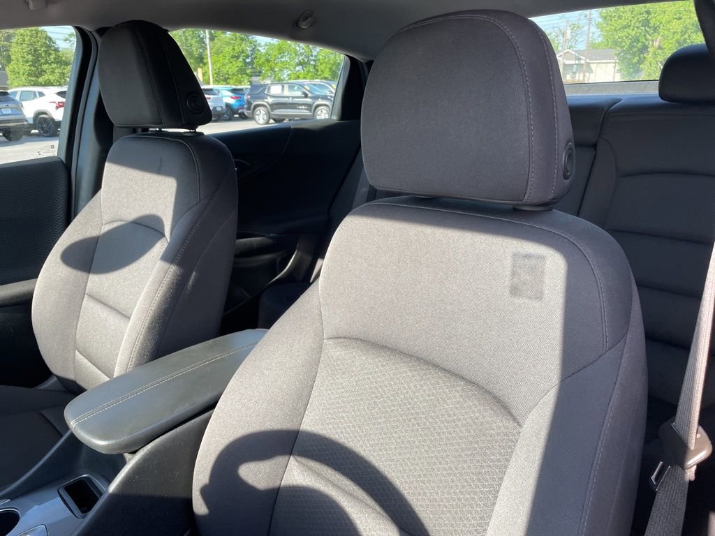 Used 2024 Chevrolet Malibu LT FWD image 7