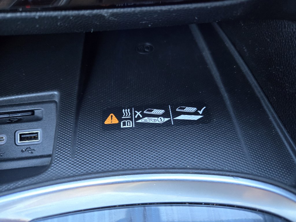 Used 2022 Buick Enclave Premium AWD/4WD image 21