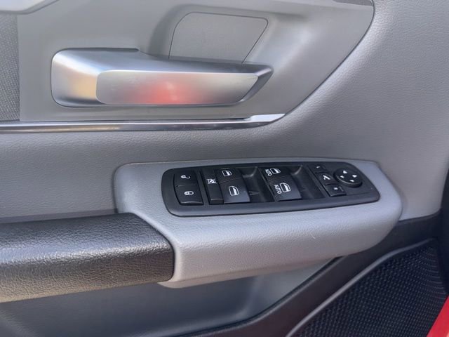 Used 2019 RAM 1500 Big Horn image 18