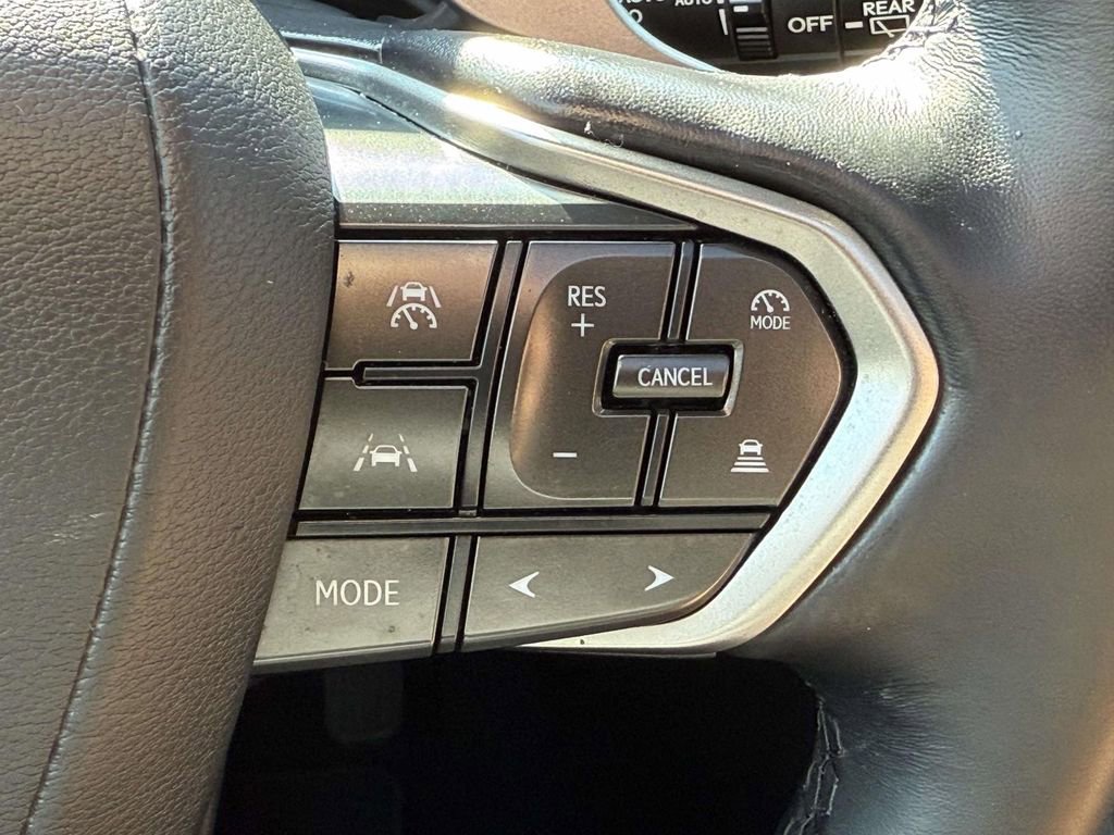 Used 2024 Lexus GX 550 w/ Accessory Package (Z1) image 24