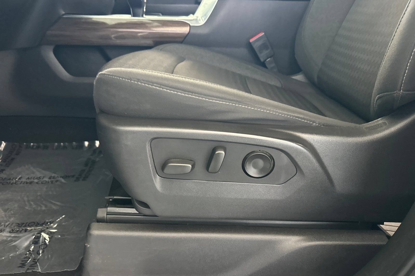 Used 2024 Chevrolet Silverado 1500 LT Trail Boss w/ Protection Package AWD/4WD image 13