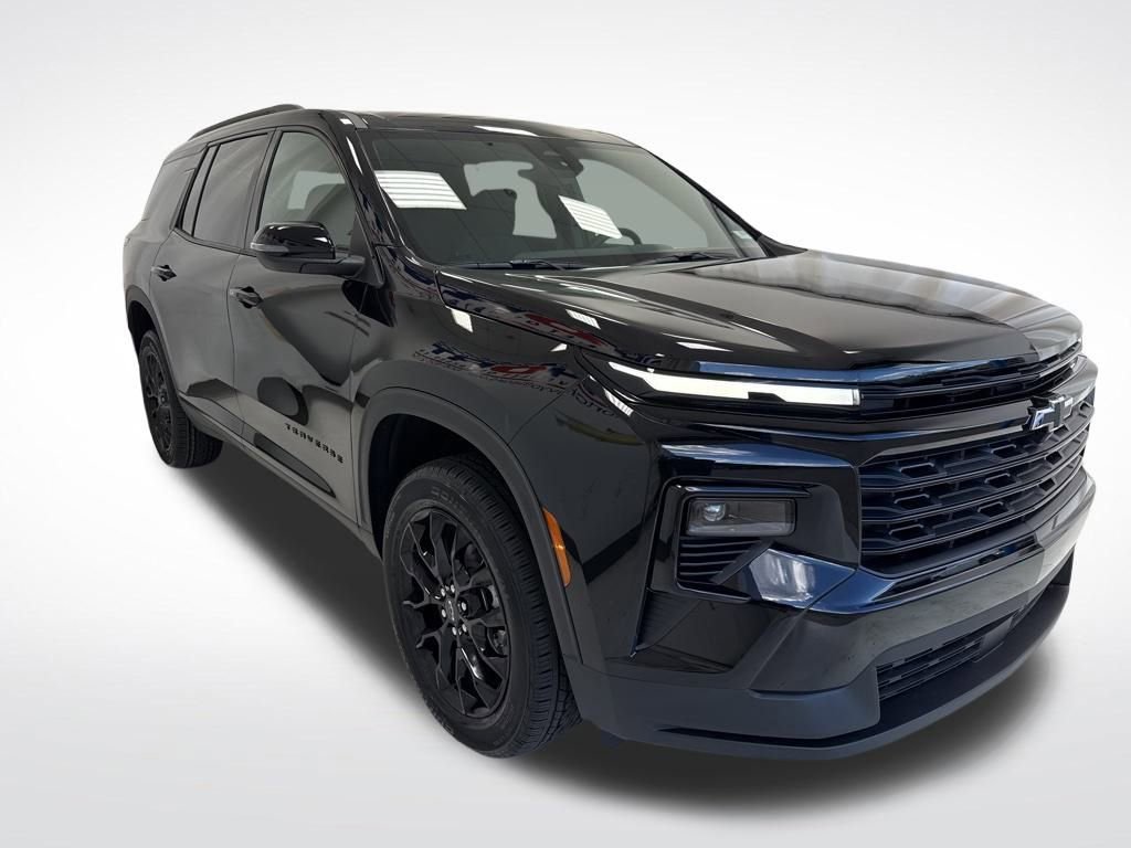 New 2026 Chevrolet Traverse LT w/ Midnight/Sport Edition image 3