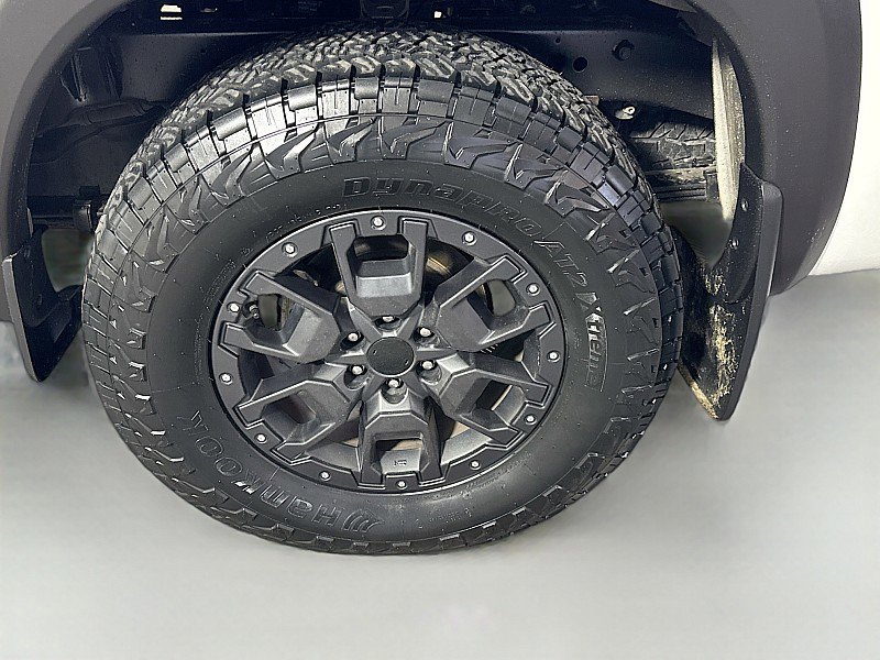 Used 2022 Nissan Frontier PRO-4X w/ Pro-4X Premium Package image 32