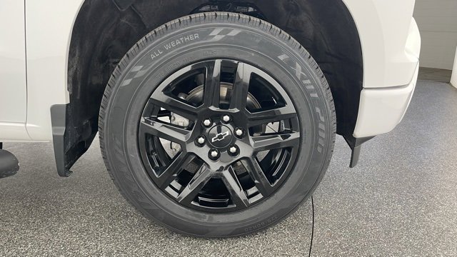 Used 2023 Chevrolet Silverado 1500 Custom image 51
