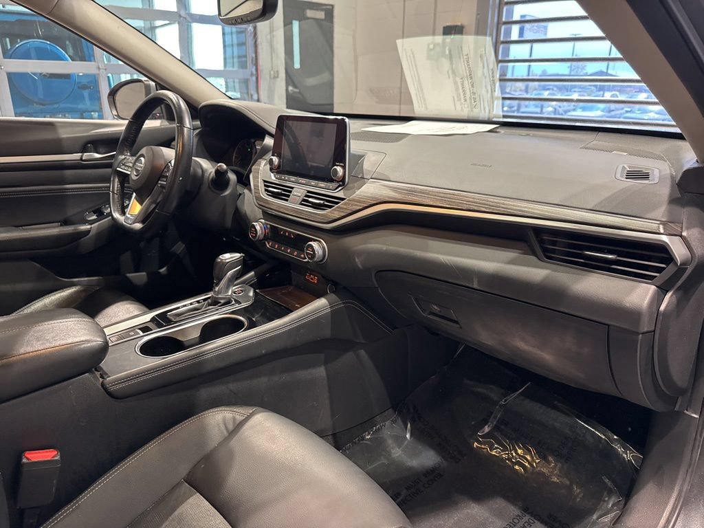 Used 2020 Nissan Altima 2.5 Platinum AWD/4WD image 25