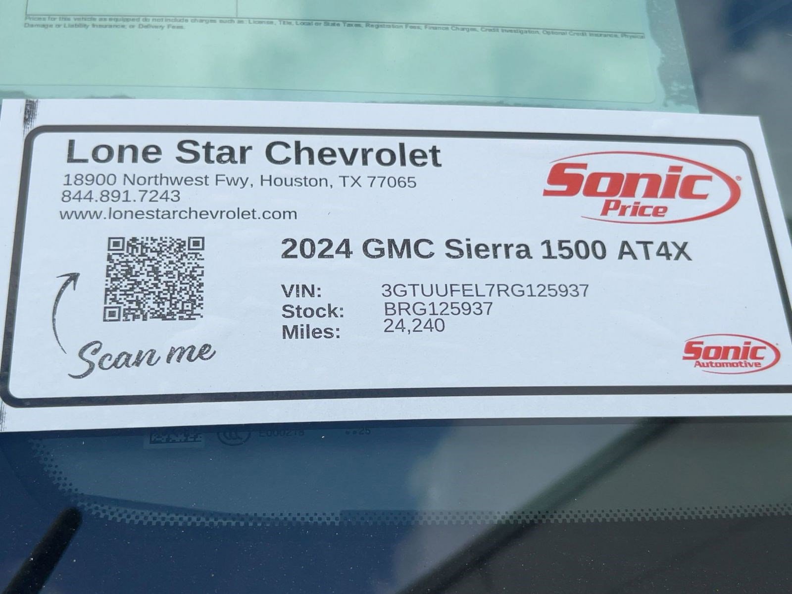 Certified 2024 GMC Sierra 1500 AT4X image 32