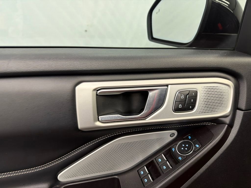 Used 2020 Ford Explorer ST w/ ST Street Pack image 12