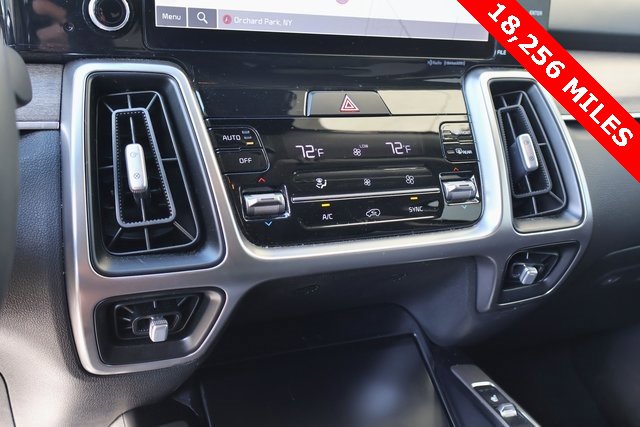 Used 2022 Kia Sorento S image 25